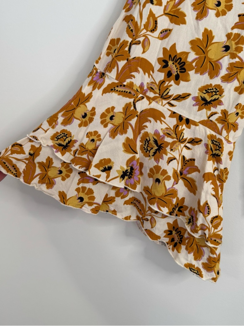 Free People Blooming Boarders Floral Bodysuit Size Large - Picture 6 of 7